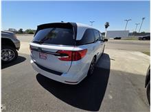 Vehicle Thumb #5