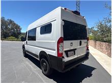 Vehicle Thumb #9
