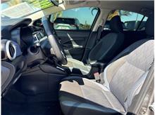 Vehicle Thumb #9