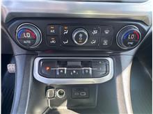 Vehicle Thumb #18