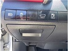 Vehicle Thumb #17