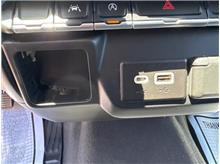 Vehicle Thumb #29