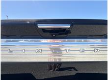 Vehicle Thumb #9