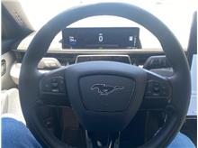 Vehicle Thumb #16