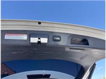 Vehicle Thumb #20