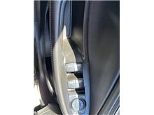 Vehicle Thumb #23