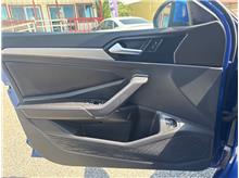 Vehicle Thumb #15