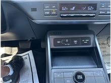 Vehicle Thumb #18