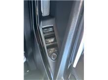 Vehicle Thumb #28