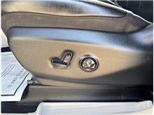 Vehicle Thumb #36