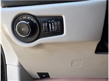 Vehicle Thumb #38