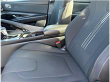 Vehicle Thumb #16