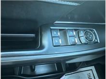 Vehicle Thumb #24