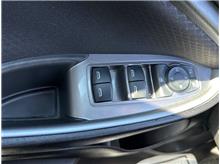 Vehicle Thumb #21