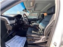 Vehicle Thumb #26
