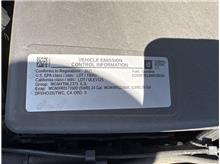 Vehicle Thumb #20