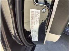 Vehicle Thumb #14