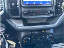 Vehicle Thumb #20