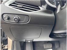 Vehicle Thumb #16