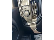 Vehicle Thumb #22