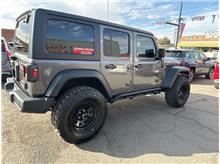 Vehicle Thumb #7
