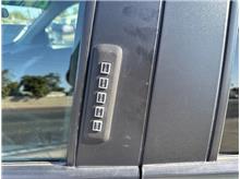 Vehicle Thumb #15