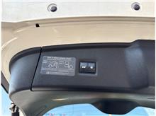 Vehicle Thumb #13