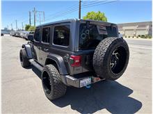 Vehicle Thumb #15