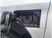 Vehicle Thumb #20