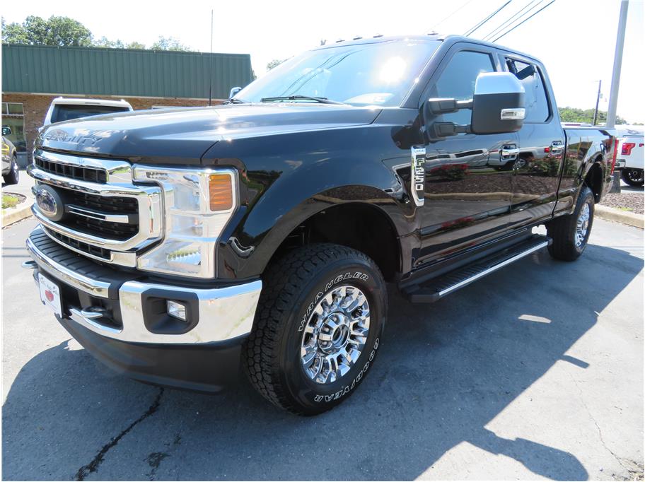 2022 Ford F250 Super Duty Crew Cab from Keith's Auto Sales