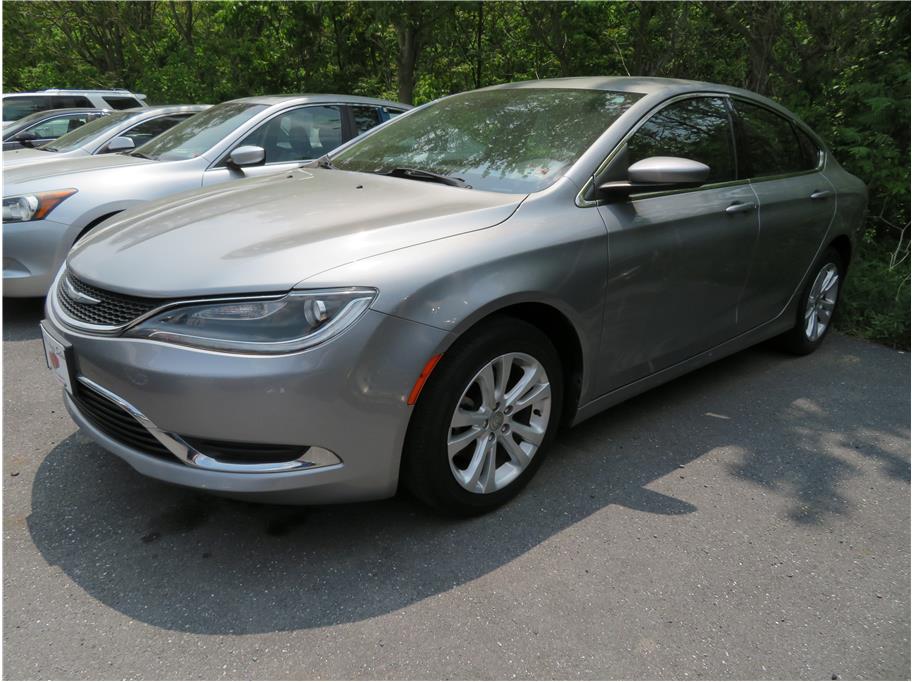 2015 Chrysler 200 from Keith's Auto Sales