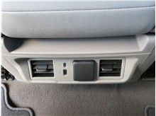 Vehicle Thumb #9
