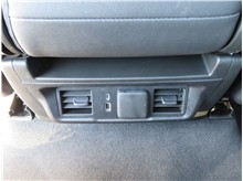 Vehicle Thumb #9