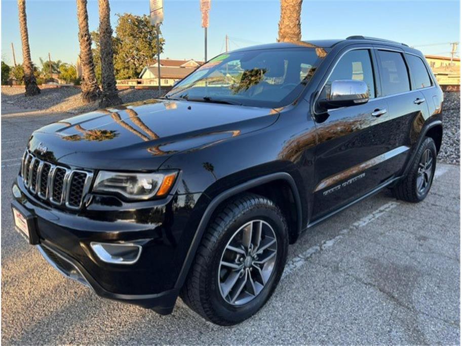 2017 Jeep Grand Cherokee from SoCalCars Inc