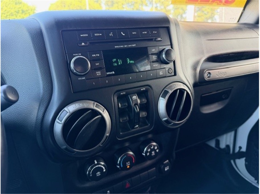 2016 Jeep Wrangler Unlimited Sport S - Photo 26
