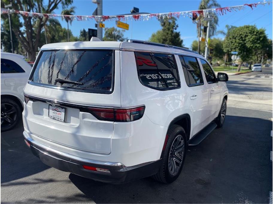 2022 Jeep Wagoneer Series III - Photo 4