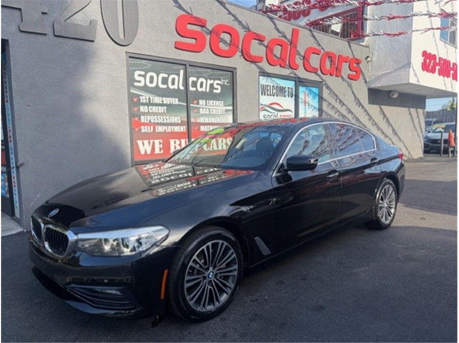 2018 BMW 5 Series 530i Sedan's photo