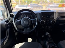 Vehicle Thumb #21