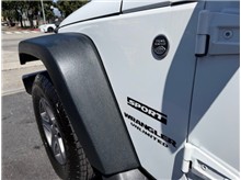 Vehicle Thumb #32