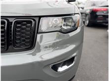 Vehicle Thumb #12