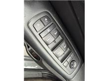 Vehicle Thumb #21