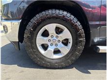 Vehicle Thumb #33