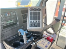Vehicle Thumb #17