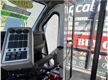 Vehicle Thumb #18