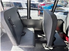 Vehicle Thumb #25