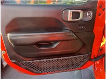 Vehicle Thumb #18