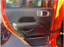 Vehicle Thumb #19