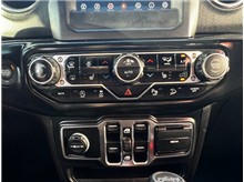 Vehicle Thumb #31