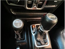 Vehicle Thumb #33