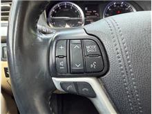 Vehicle Thumb #33